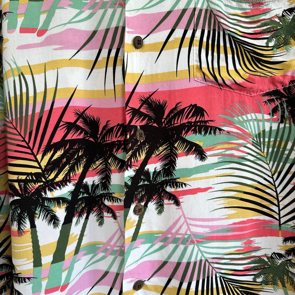 Hawaii Hangover Mens LARGE Hawaiian Shirt Button Front Short Sleeve Tropical - Picture 3 of 9